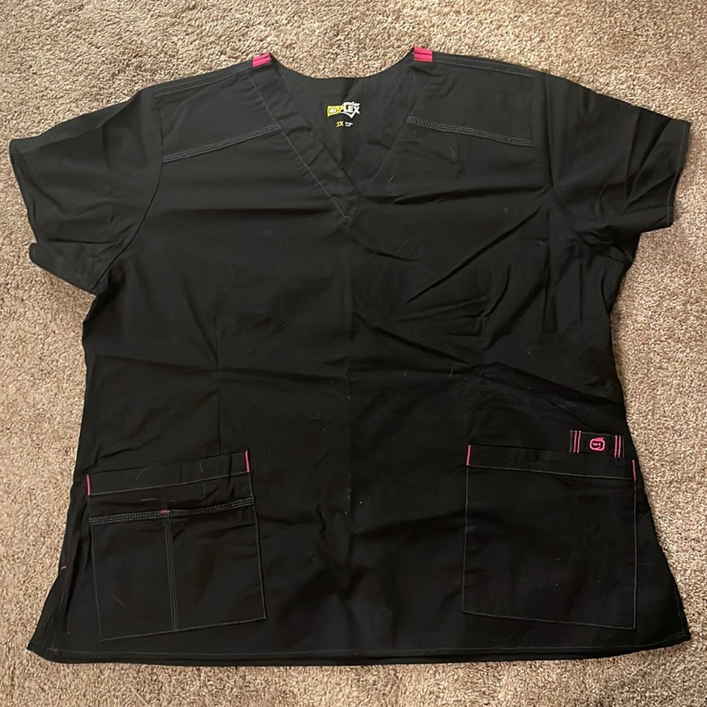 Wonder Flex Black Scrub Top with 2 Pockets